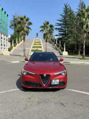 Alfa Romeo Stelvio ქირავდება საქართველოში