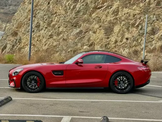 Mercedes AMG GT Coupe ქირავდება საქართველოში