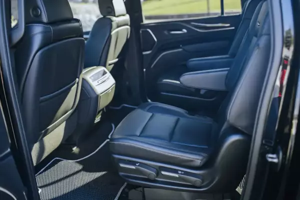 Cadillac Escalade ქირავდება საქართველოში