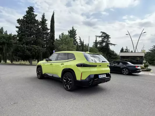 BMW XM ქირავდება ფოთში