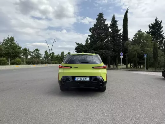 BMW XM ქირავდება ფოთში