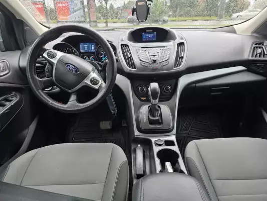 Ford Escape ქირავდება ფოთში