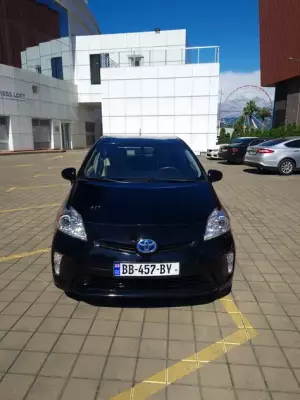 Toyota Prius for rent in Sarpi