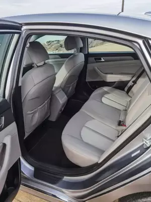 Hyundai Sonata ქირავდება საქართველოში