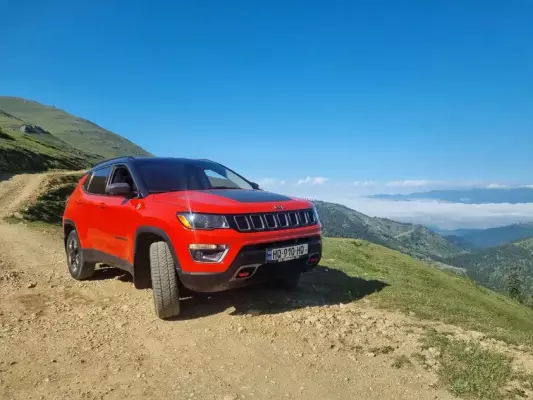 Jeep Compass ქირავდება ქობულეთში