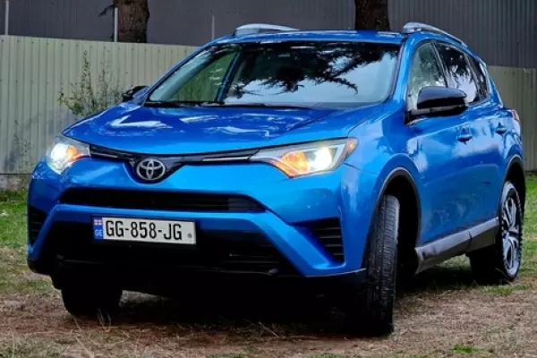 Toyota RAV4 ქირავდება საქართველოში
