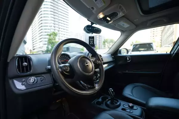 Mini Countryman ქირავდება საქართველოში