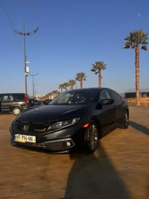 Honda Civic ქირავდება საქართველოში