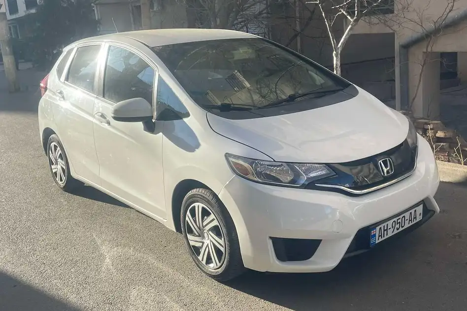 Honda Fit ქირავდება ქუთაისში