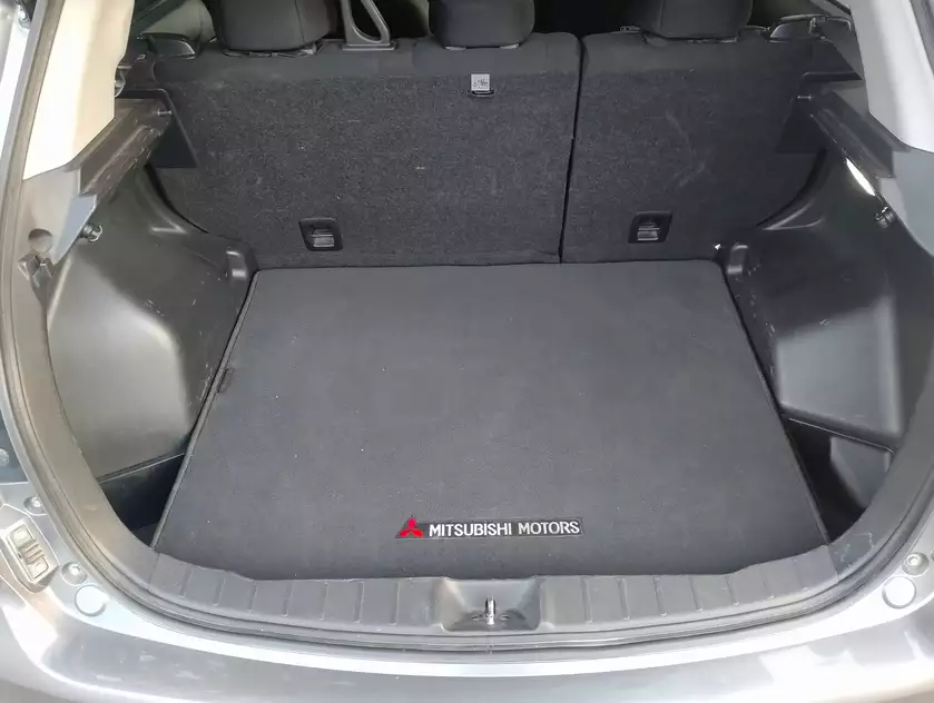 Mitsubishi ASX ქირავდება თელავში