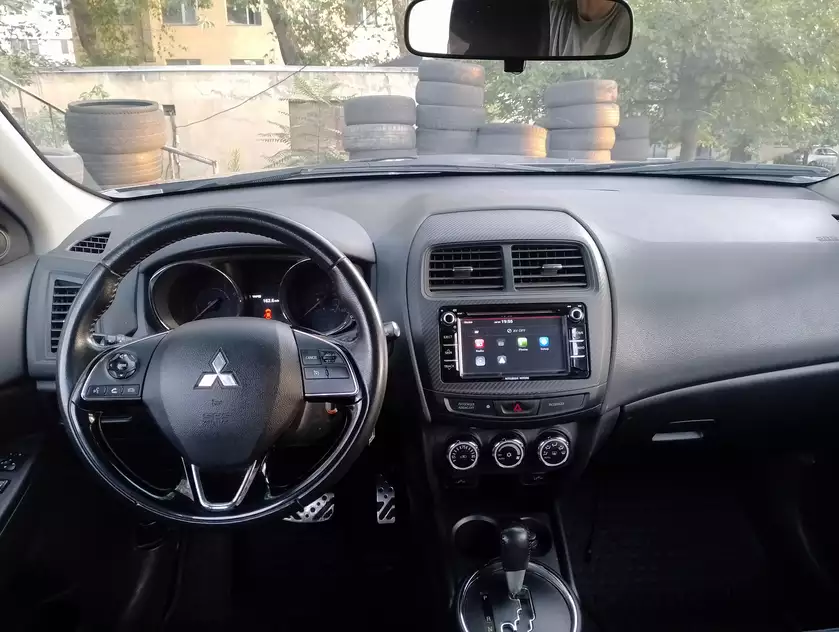 Mitsubishi ASX ქირავდება თელავში
