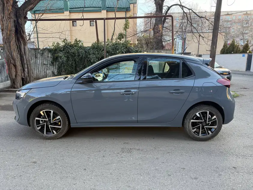 Opel Corsa ქირავდება საქართველოში
