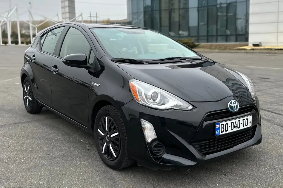 Toyota Prius ქირავდება საქართველოში