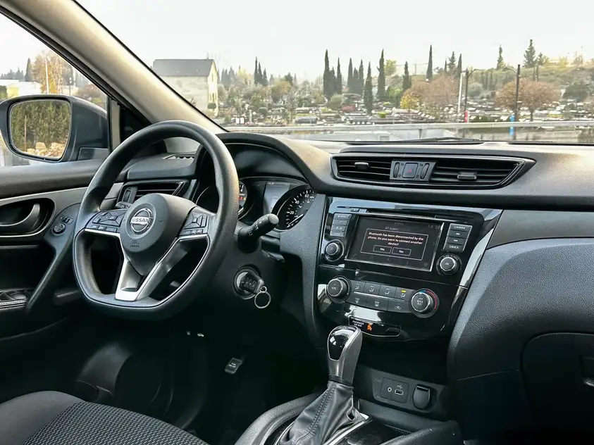 Nissan Qashqai для аренды в Кутаиси
