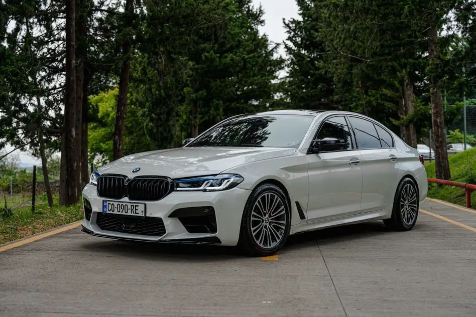 BMW 540i ქირავდება მცხეთაში