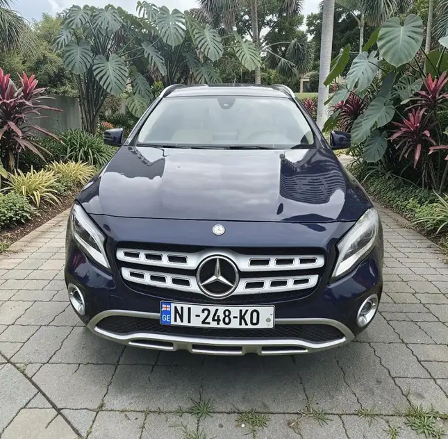 Mercedes GLA 250 ქირავდება ჩაქვში