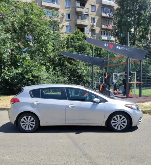 KIA Forte ქირავდება საქართველოში