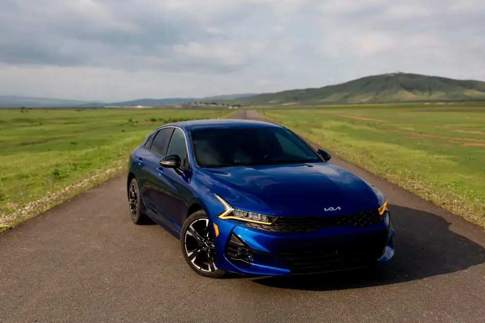 KIA K5 для аренды в Грузия