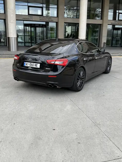 Maserati Ghibli ქირავდება საქართველოში