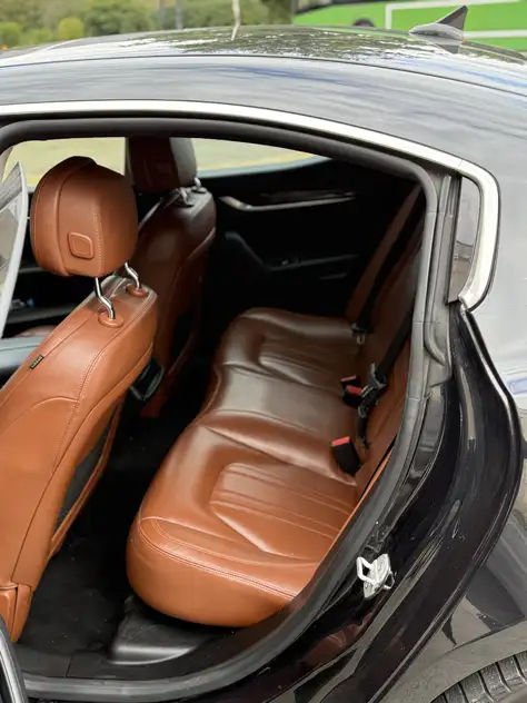 Maserati Ghibli ქირავდება საქართველოში