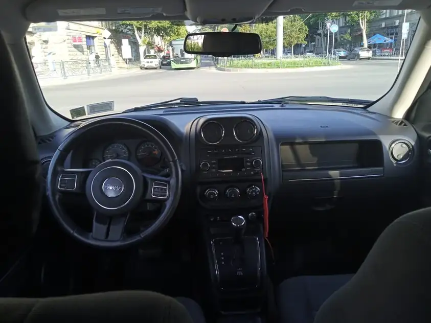 Jeep Patriot ქირავდება სარფში