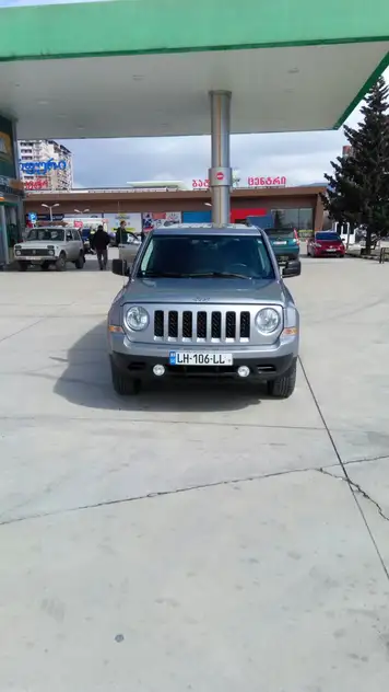Jeep Patriot ქირავდება საქართველოში