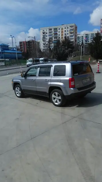 Jeep Patriot ქირავდება საქართველოში