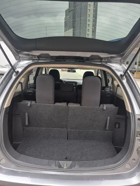Mitsubishi Outlander ქირავდება ჩაქვში