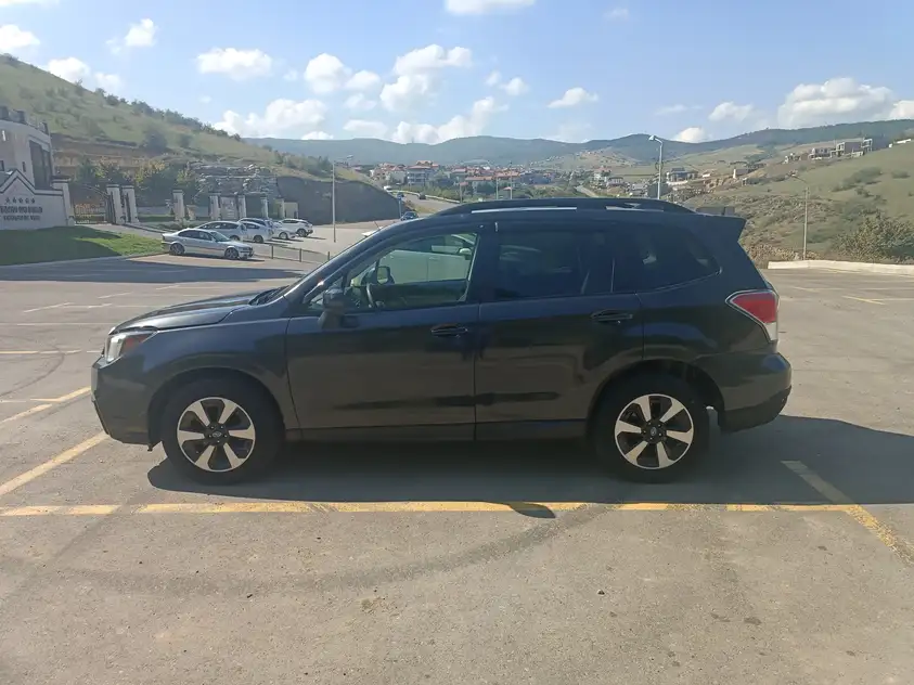 Subaru Forester ქირავდება საქართველოში