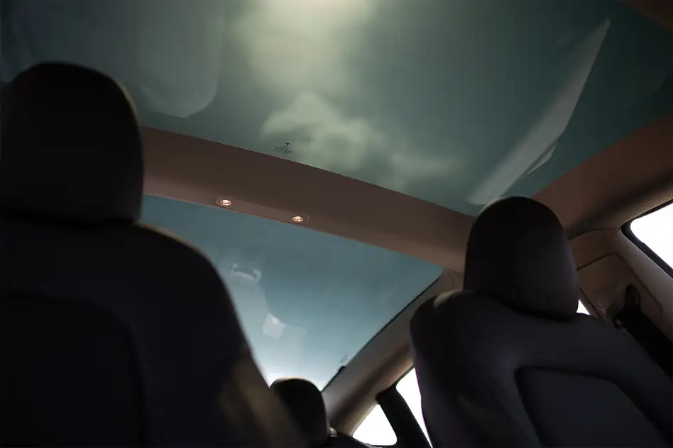 Tesla Model 3 ქირავდება ჩაქვში