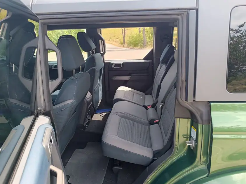 Ford Bronco for rent in Senaki