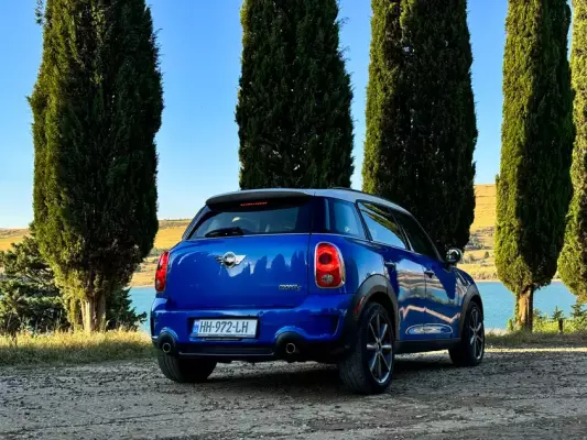Mini Countryman for rent in Mtskheta