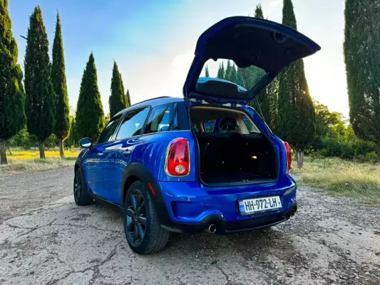 Mini Countryman for rent in Mtskheta