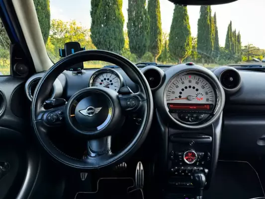 Mini Countryman for rent in Mtskheta