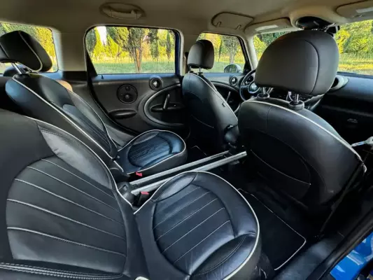 Mini Countryman for rent in Mtskheta