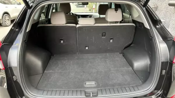 Hyundai Tucson для аренды в Зугдиди