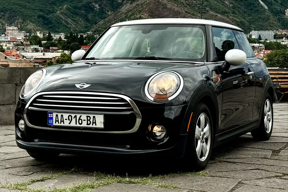 Mini Cooper ქირავდება ბათუმი -ში