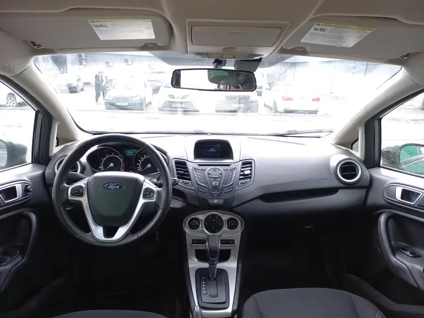 Ford Fiesta ქირავდება ბათუმში