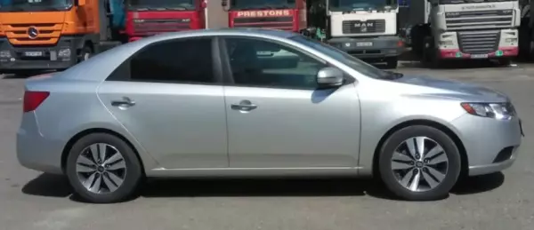 KIA Forte ქირავდება საქართველოში