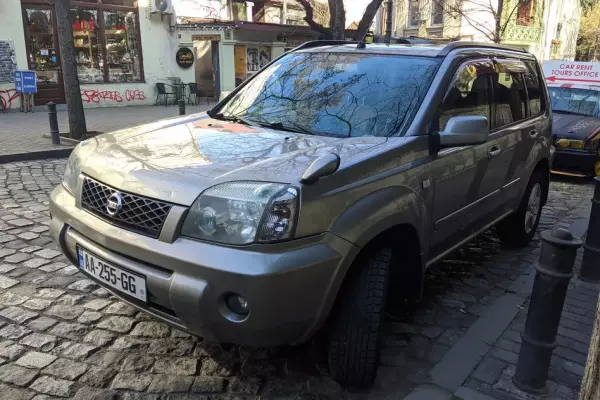 Nissan X-Trail ქირავდება საქართველო -ში