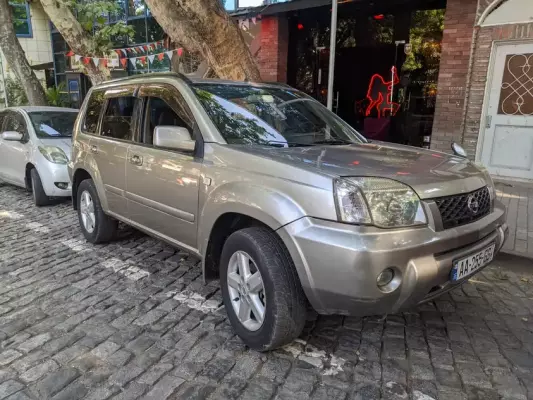 Nissan X-Trail ქირავდება თბილისში