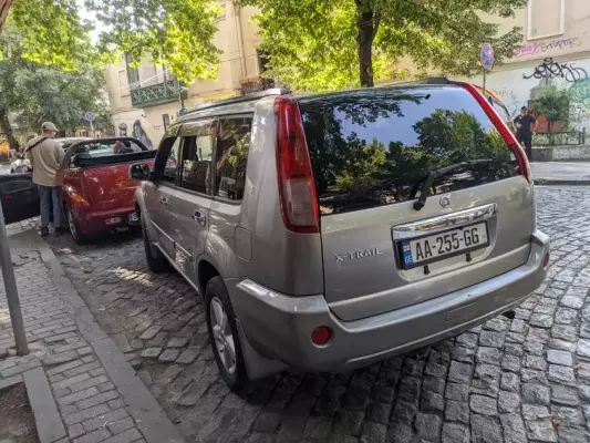 Nissan X-Trail ქირავდება თბილისში