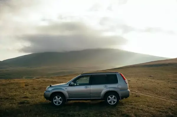 Nissan X-Trail ქირავდება თბილისში