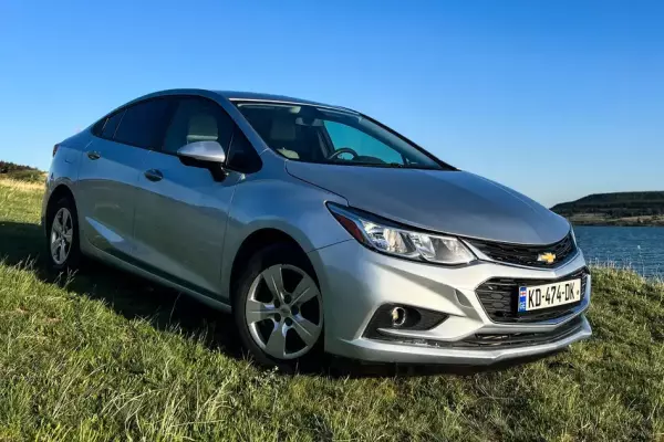 Chevrolet Cruze ქირავდება საქართველოში