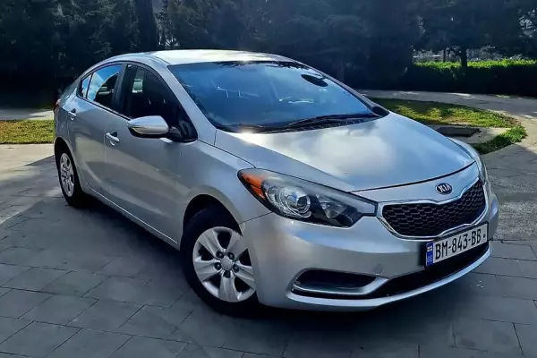 KIA Forte ქირავდება ქუთაისში