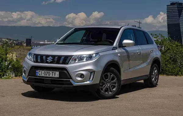 Suzuki Vitara for rent in Stepantsminda