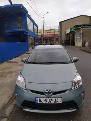 Toyota Prius for rent in Senaki