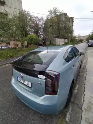 Toyota Prius for rent in Senaki