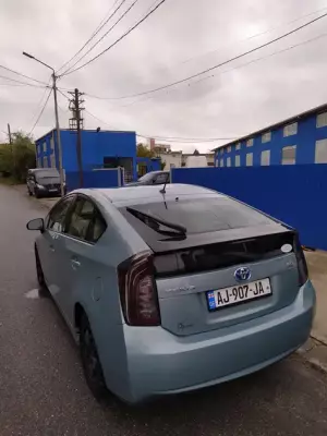 Toyota Prius for rent in Senaki