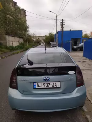 Toyota Prius for rent in Senaki